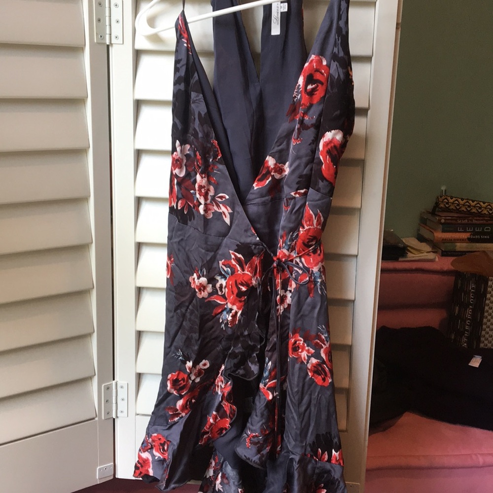 Love + Friends Gigi Wrap Dress M - Picture 4 of 8